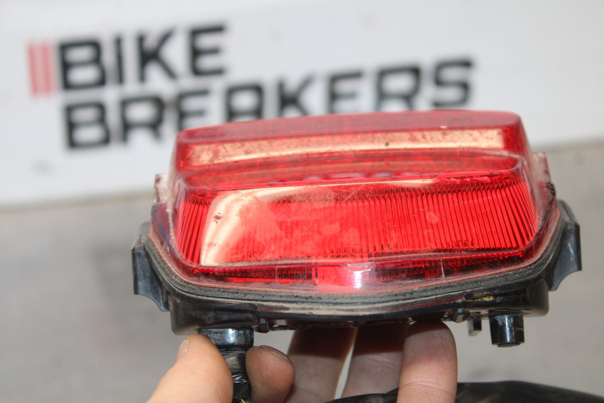 08-09 HONDA CBR1000RR REAR TAIL TAILLIGHT BACK BRAKE LIGHT BB579