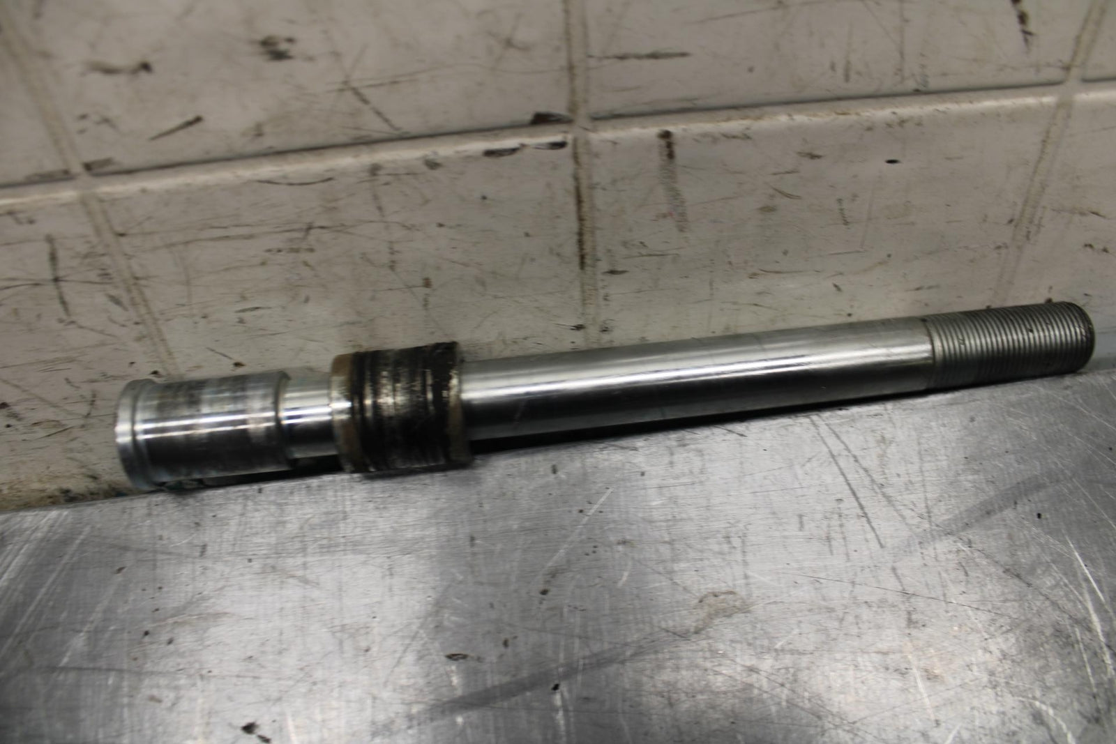 15-17 KAWASAKI EX 650 NINJA  EX 650 ABS FRONT WHEEL RIM AXLE PIVOT BOLT BB494