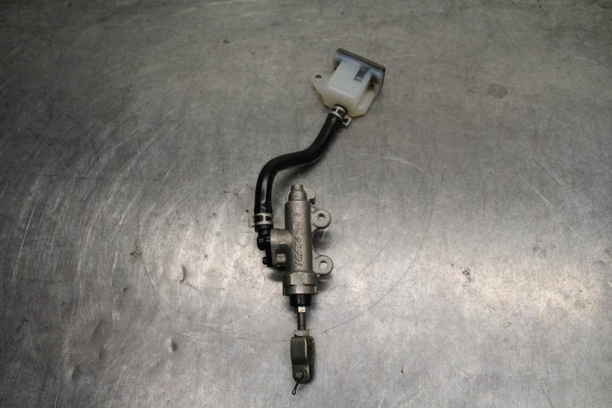 13-16 SUZUKI BANDIT 1250S ABS REAR BACK BRAKE MASTER CYLINDER W RESERVOIR BB134