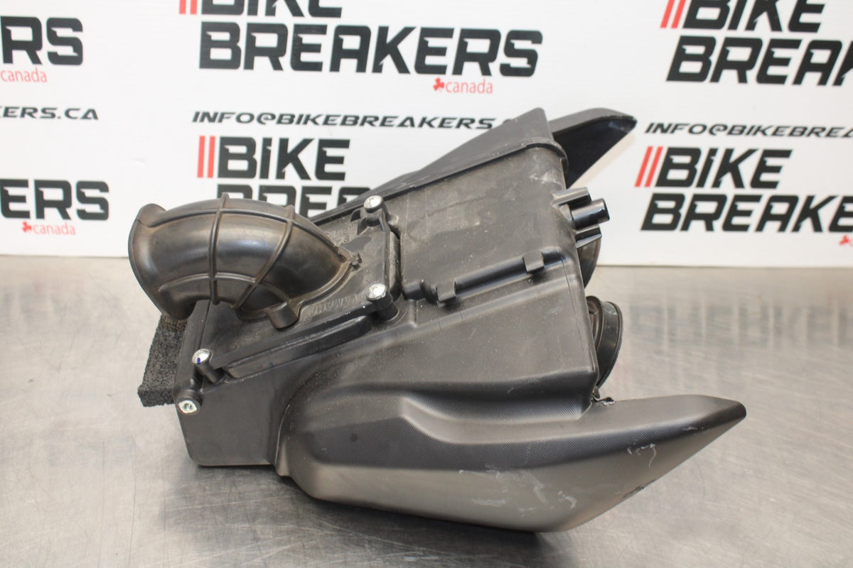 23-24 YAMAHA MT-07 AIRBOX AIR INTAKE FILTER BOX BB194