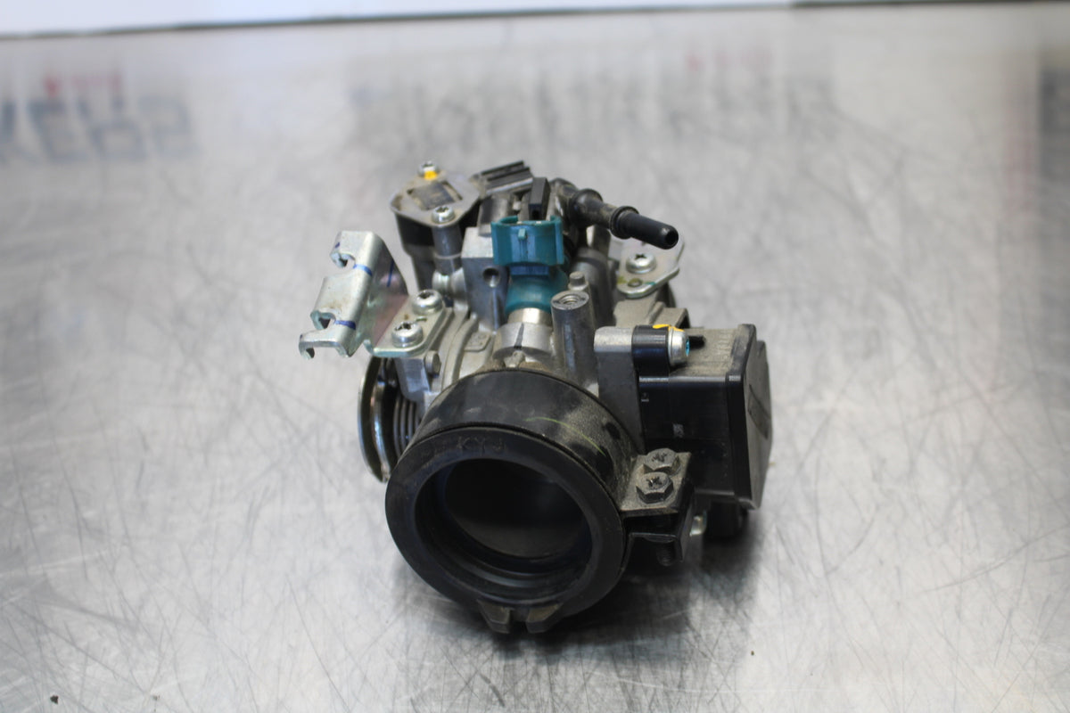 15-16 HONDA CB300F MAIN FUEL INJECTORS / THROTTLE BODIES BB150