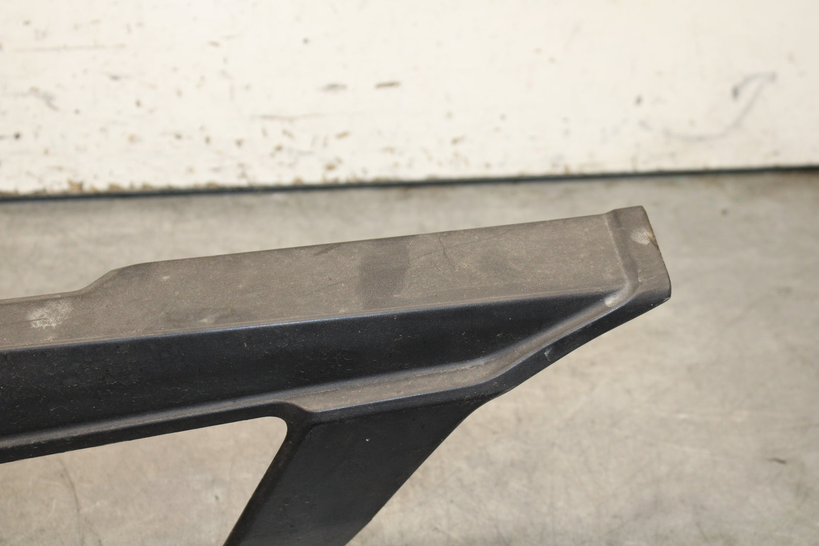 19-22 KAWASAKI Z400 REAR BACK DRIVE CHAIN GUARD COVER SHIELD BB738