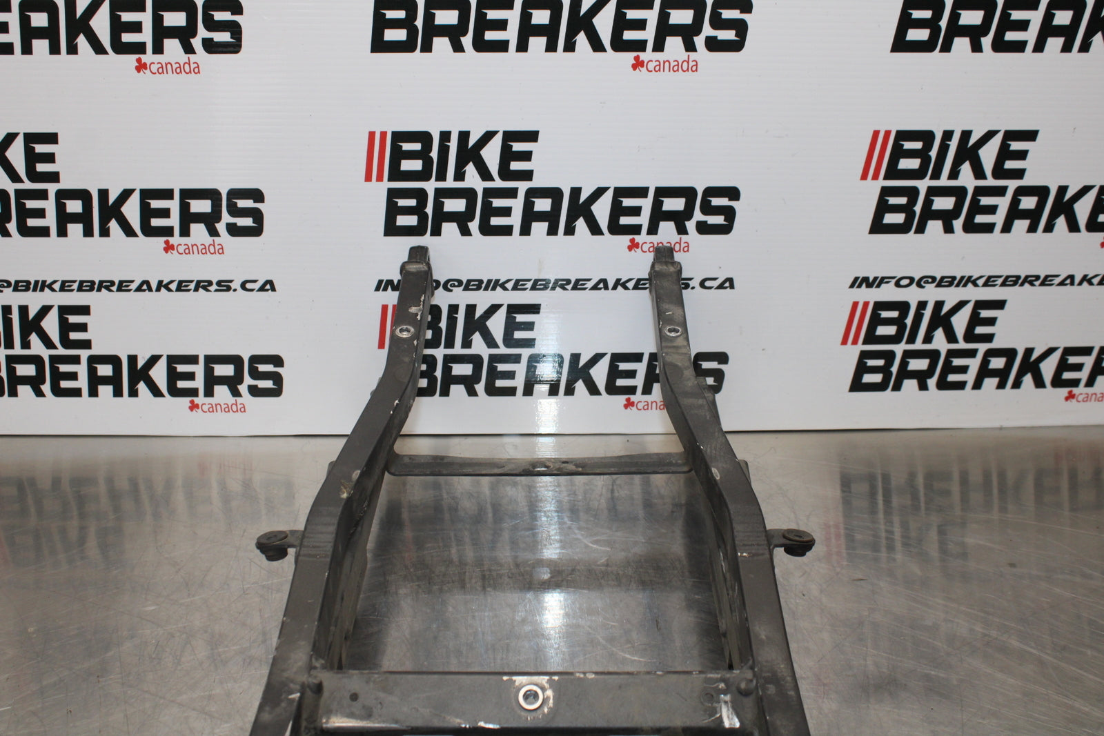 04-05 KAWASAKI NINJA ZX10R REAR SUBFRAME BACK SUB FRAME BB163