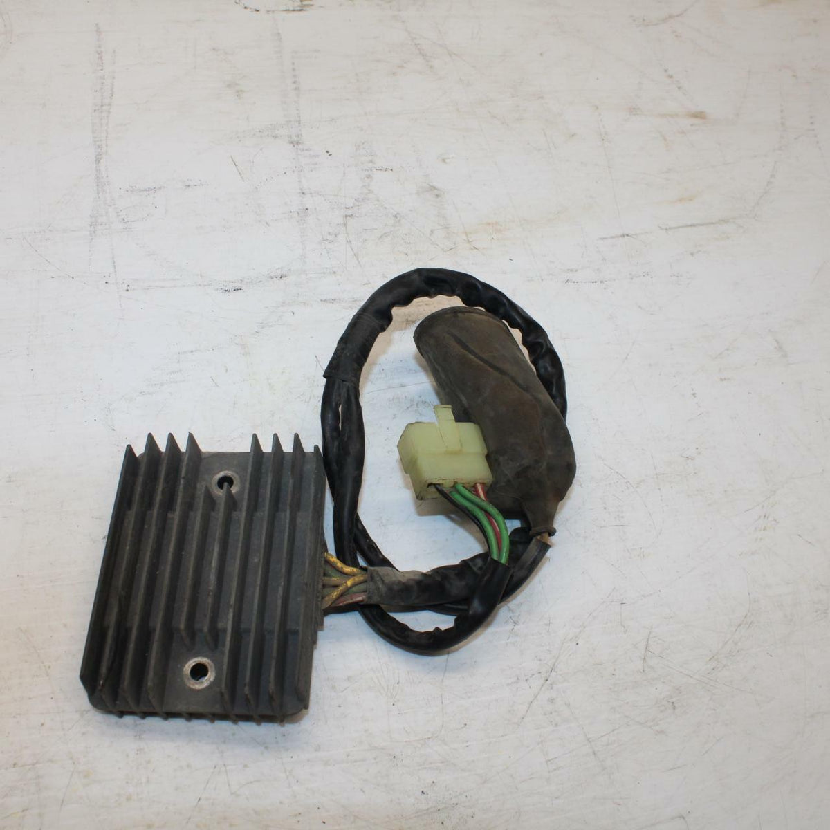 05-07 HONDA VTX1800F2 RECTIFIER VOLTAGE REGULATOR BB351