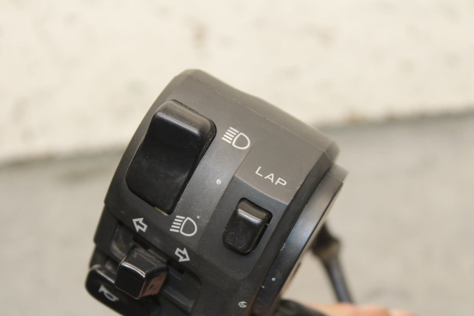 09-12 KAWASAKI NINJA ZX6R LEFT CLIP ON HANDLE HORN SIGNALS SWITCH SWITCHES BB110