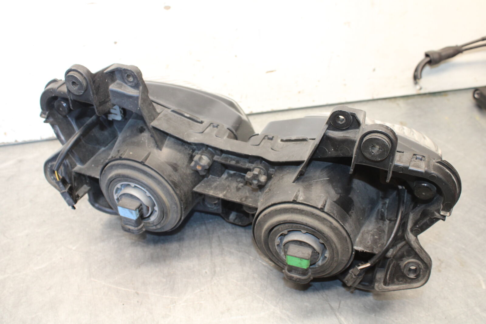 09-12 KAWASAKI NINJA ZX6R ZX600R FRONT HEADLIGHT HEAD LAMP 23007-0101 BB656