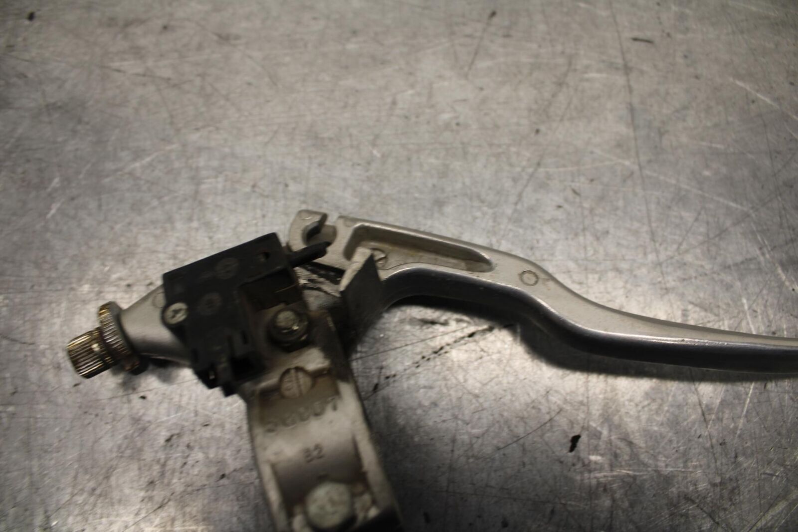1996 Kawasaki Vulcan 800 VN800B Classic CLUTCH PERCH MOUNT WITH LEVER  BB93