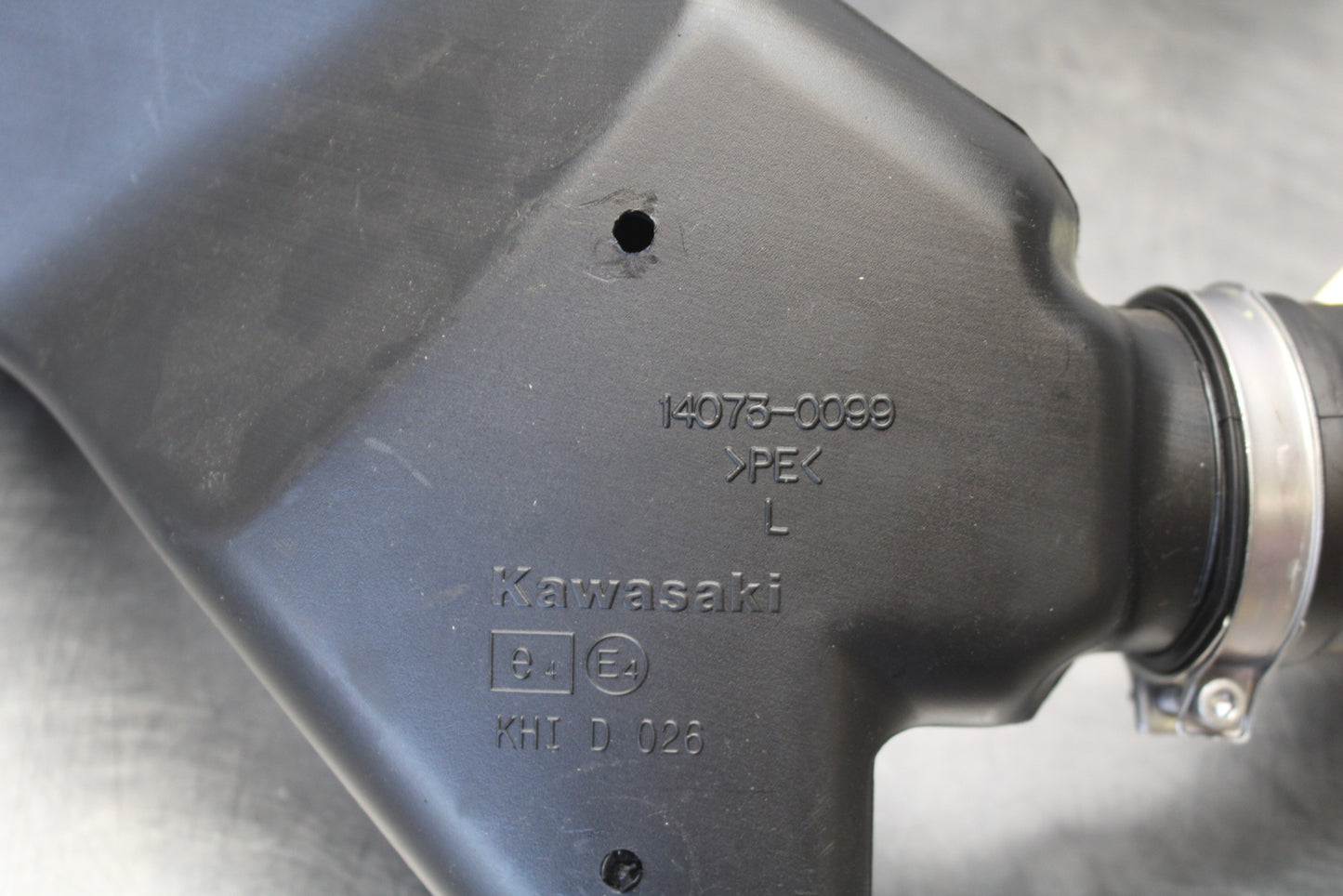 23-24 KAWASAKI NINJA ZX14R NEW!! RIGHT LEFT AIR INTAKE DUCTS BB169