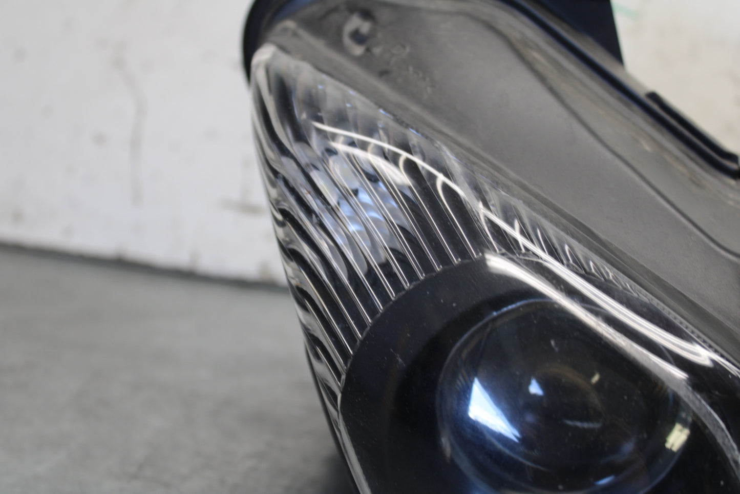 09-12 KAWASAKI NINJA ZX6R FRONT HEADLIGHT HEAD LIGHT LAMP 23007-0101 BB698