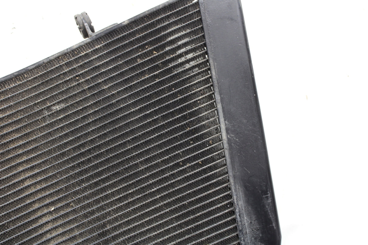 09 SUZUKI GSXR600 ENGINE RADIATOR MOTOR COOLER COOLING RADIATER BB759