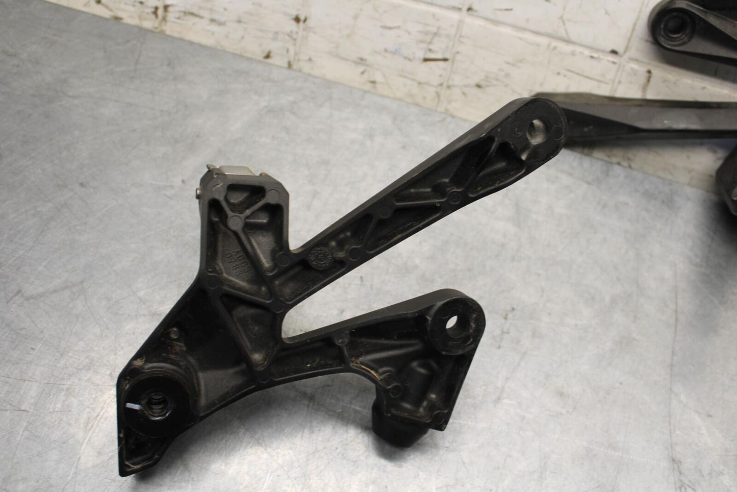 2012 Kawasaki Ninja ZX14R ZX1400E RIGHT LEFT REARSETS  DRIVER FOOT PEGS  BB60