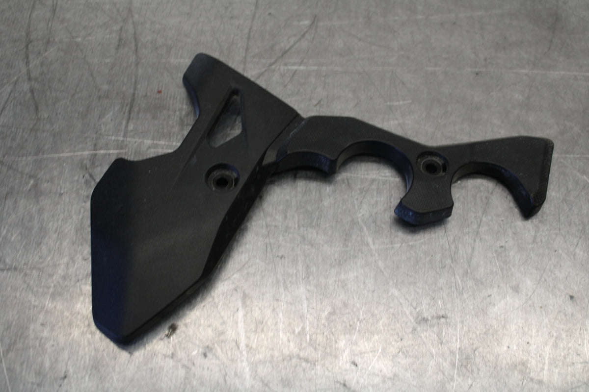 19-22 KAWASAKI Z400 LEFT FRAME SIDE COVER COWL PANEL TRIM BB708