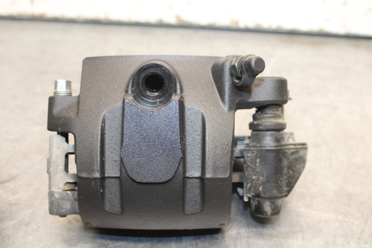 18-24 KAWASAKI NINJA 650 RIGHT LEFT FRONT BRAKE CALIPER SET PAIR CALIPERS BB725