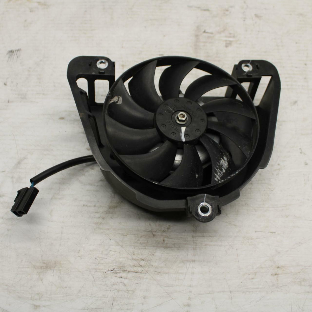 15-17 YAMAHA YZF R3 ENGINE RADIATOR COOLING FAN BB293
