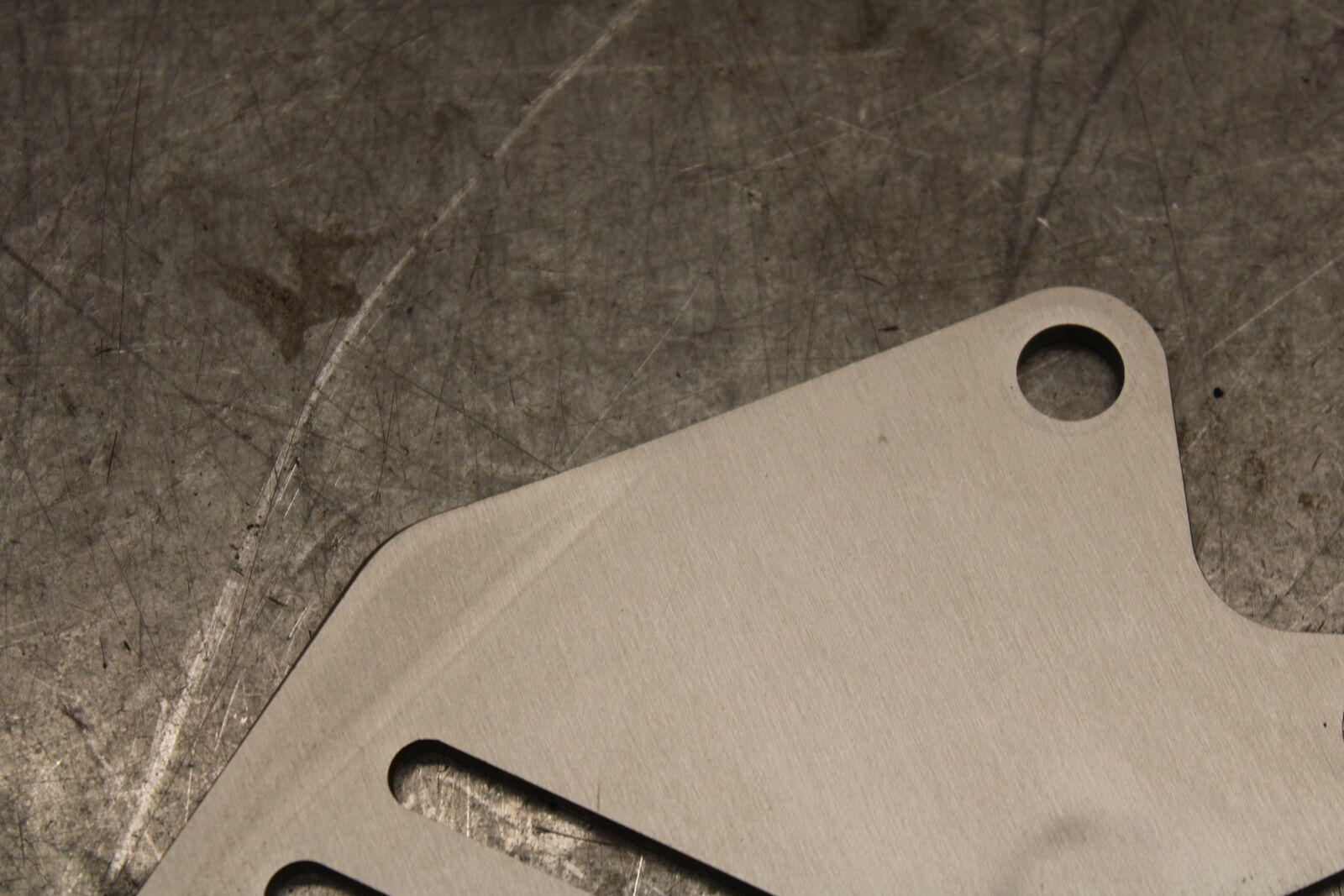 13-18 KAWASAKI NINJA ZX6R RIGHT REARSET REAR SET HEEL GUARD COVER  BB682