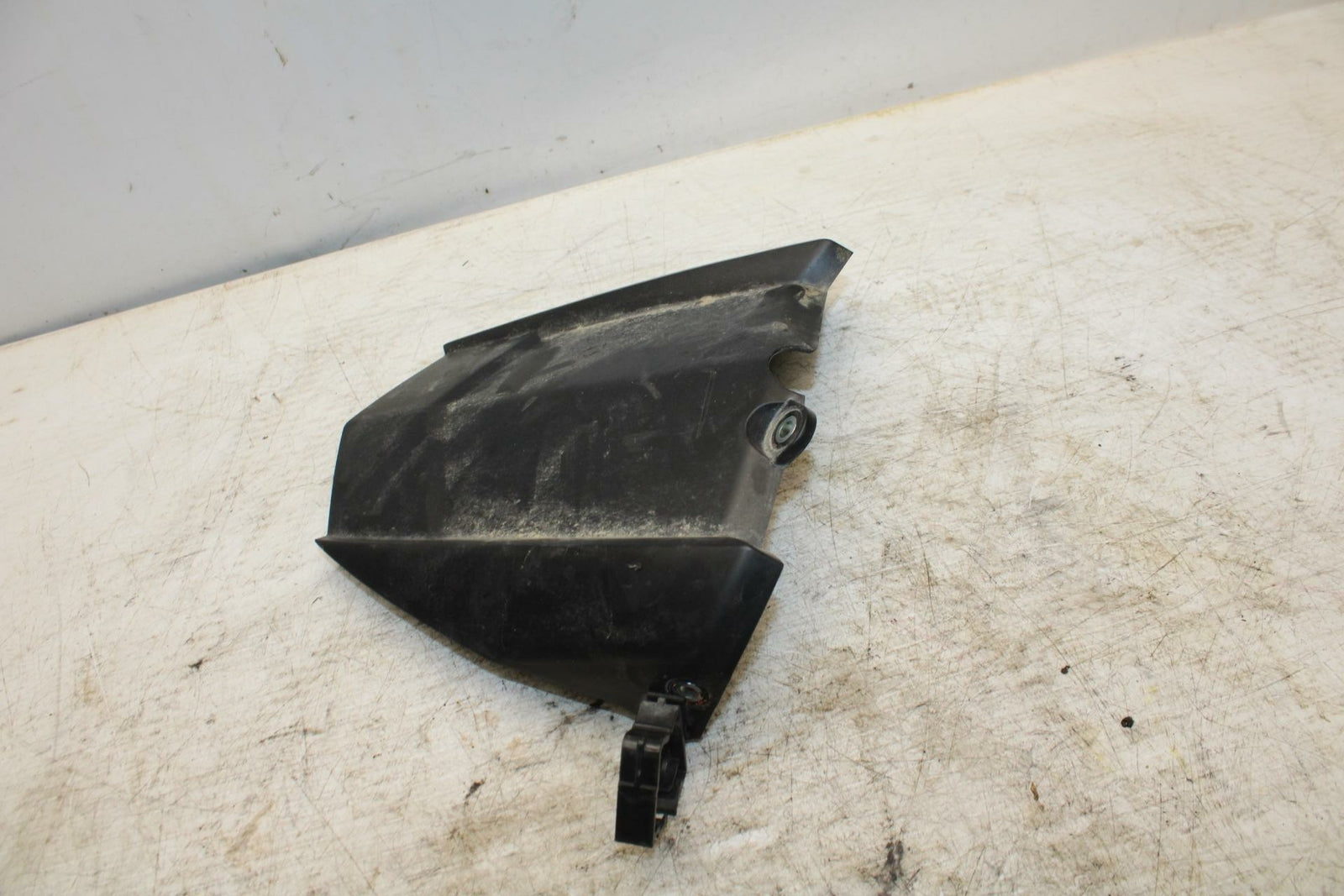 16-21 YAMAHA XSR900 REAR BACK WHEEL TIRE HUGGER FENDER BB370
