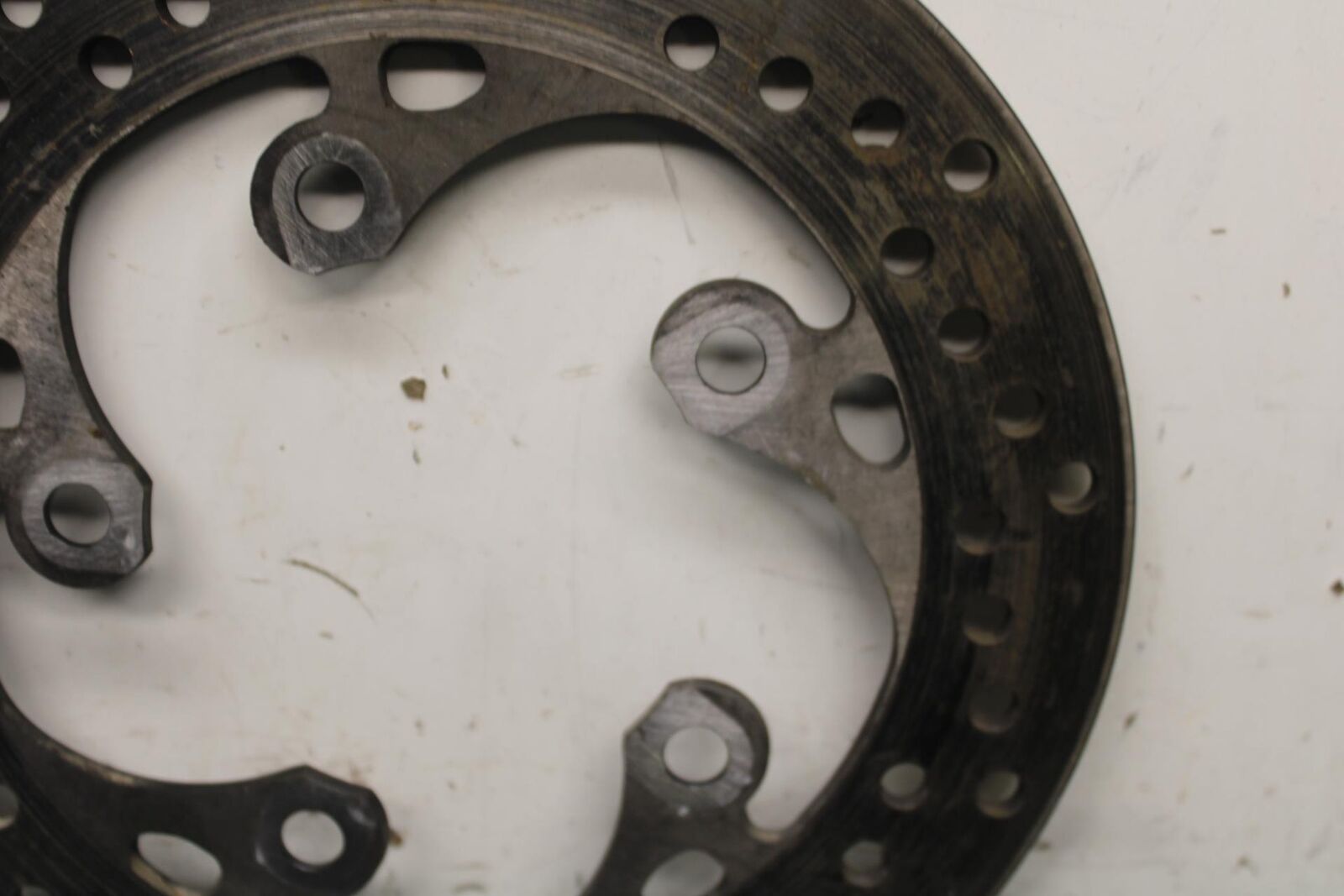 2011 Suzuki GSXR600 REAR ROTOR BACK BRAKE DISC 69211-18G00 BB94