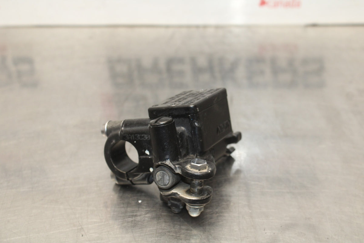 13-15 HONDA CBR500R FRONT BRAKE MASTER CYLINDER BB834