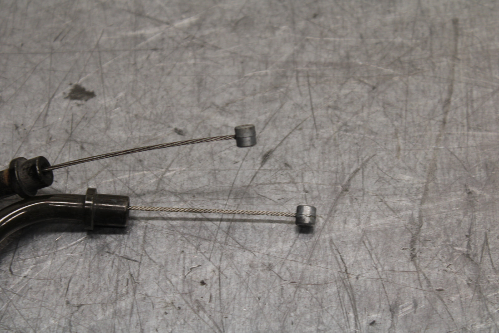 06-07 SUZUKI GSXR750 THROTTLE CABLES LINES BB110