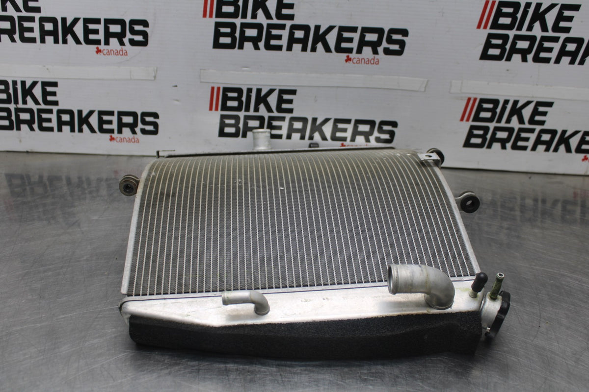 08 KAWASAKI NINJA ZX10R ENGINE RADIATOR MOTOR COOLER COOLING RADIATER BB902