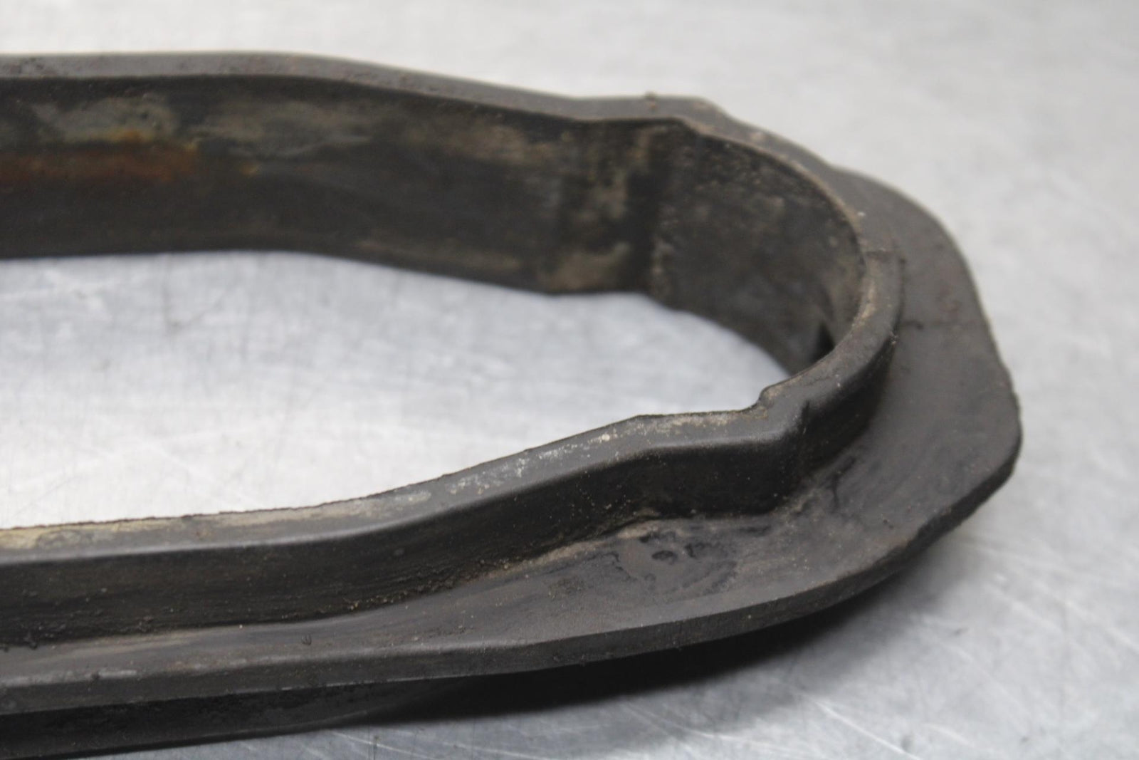 97-03 HONDA SHADOW ACE 750 VT750C SWINGARM CHAIN BUFFER SLIDER GUIDE BB618