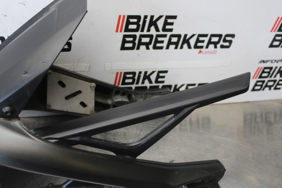 15-17 YAMAHA FJ09 REAR SWINGARM BACK SUSPENSION SWING ARM BB906