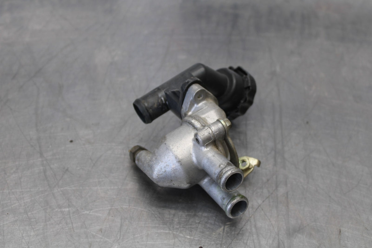 03 HONDA SHADOW SPIRIT 750 VT750DC THERMOSTAT W HOUSING ASSEMBLY BB907