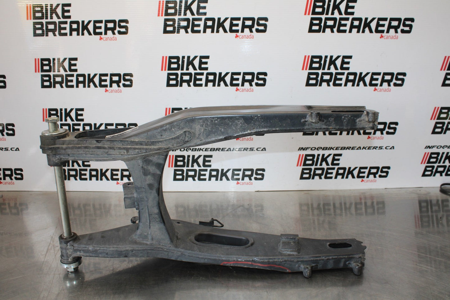 22-25 YAMAHA YZF R7 REAR SWINGARM BACK SUSPENSION SWING ARM BB176