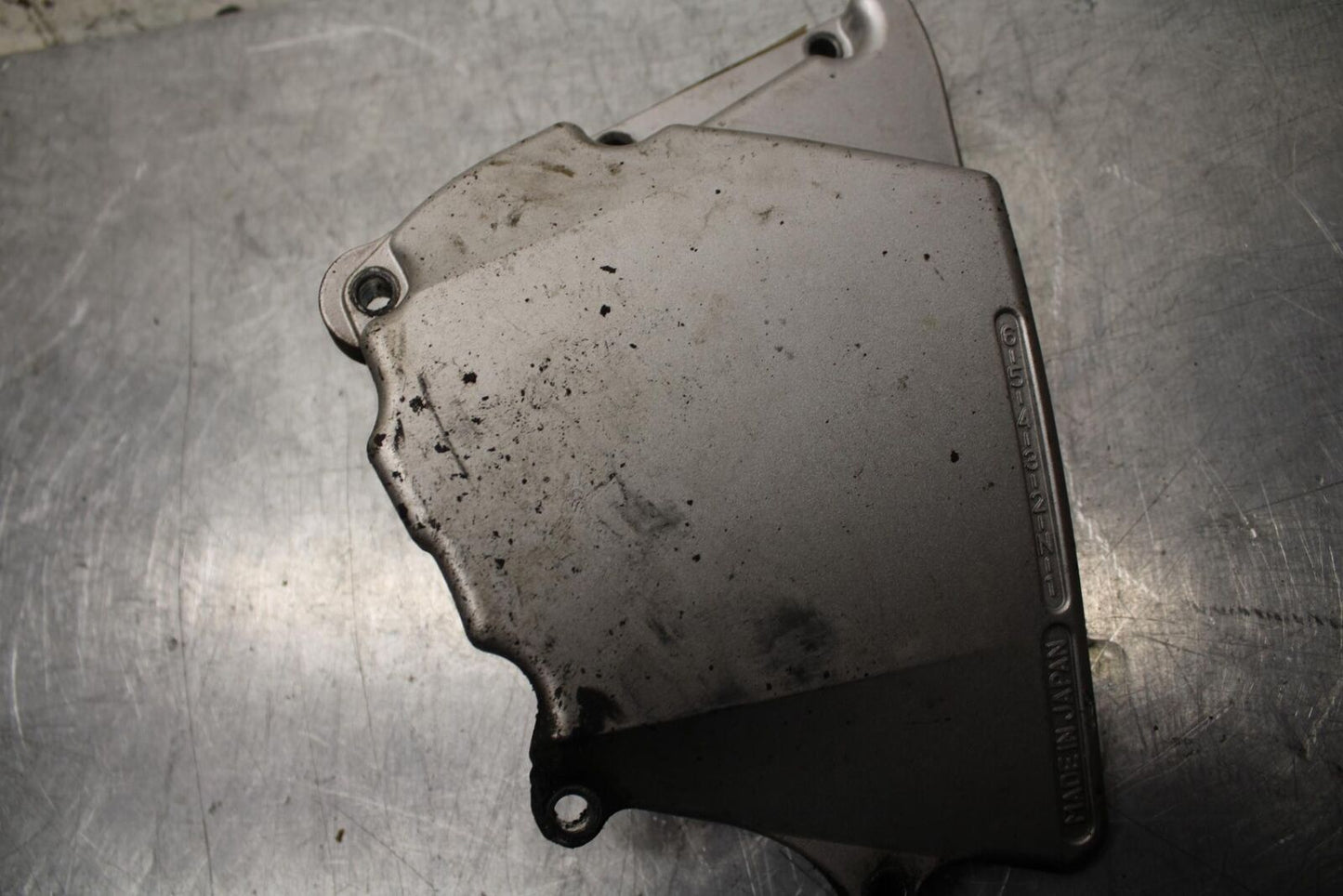 2001 Yamaha YZF R6 ENGINE SPROCKET COVER 5EB-15418-00-00 BB68