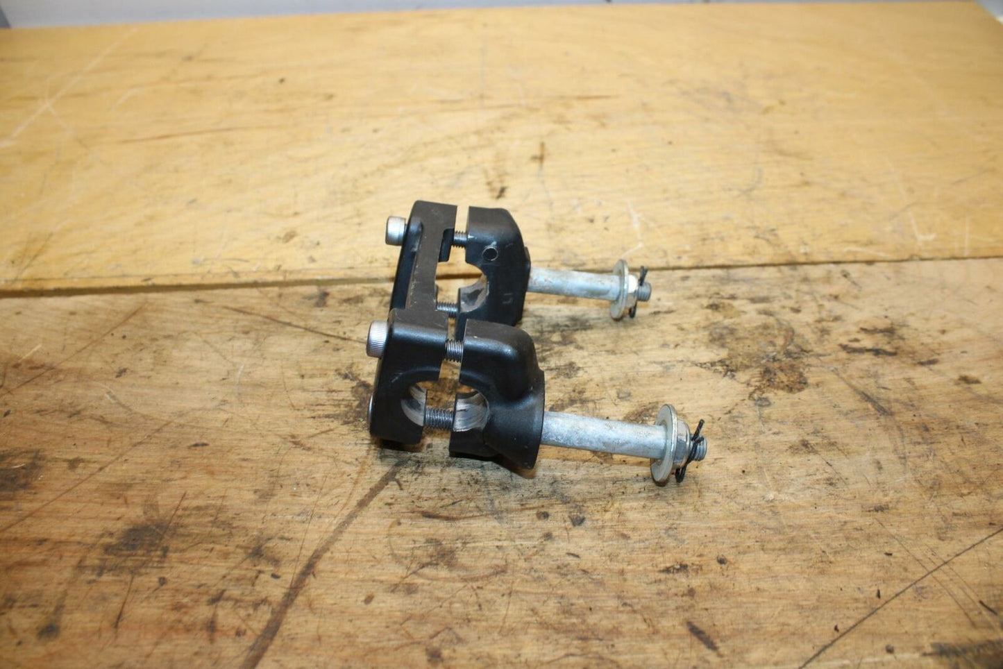 09-10 KAWASAKI ER-6N HANDLEBAR RISERS 46012-0059 BB325