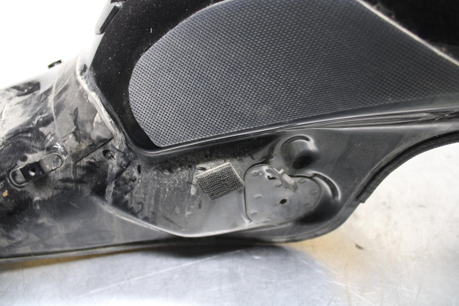 16-20 KAWASAKI ZX10R GAS TANK FUEL CELL PETROL RESERVOIR BB591