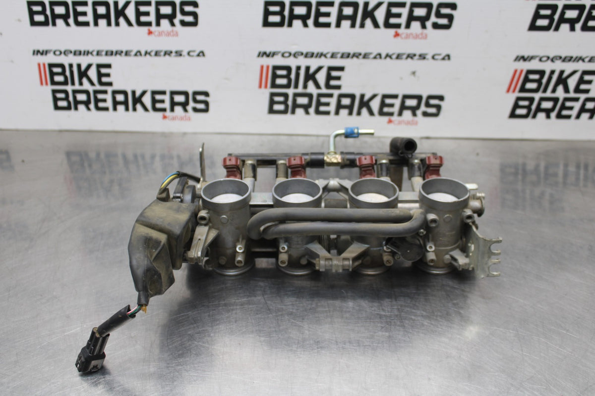 08-10 SUZUKI GSXR 600 MAIN FUEL INJECTORS / THROTTLE BODIES BB835
