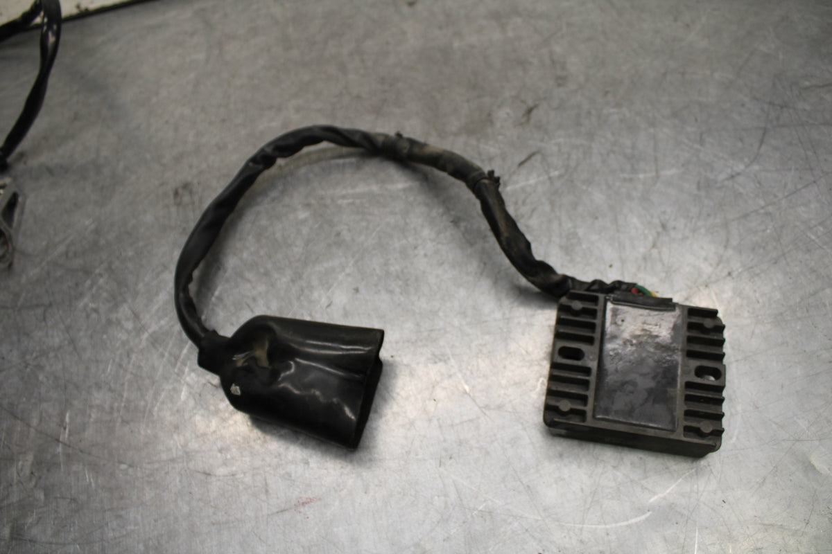 10-13 HONDA SHADOW RS 750 VT750RS RECTIFIER VOLTAGE REGULATOR BB718