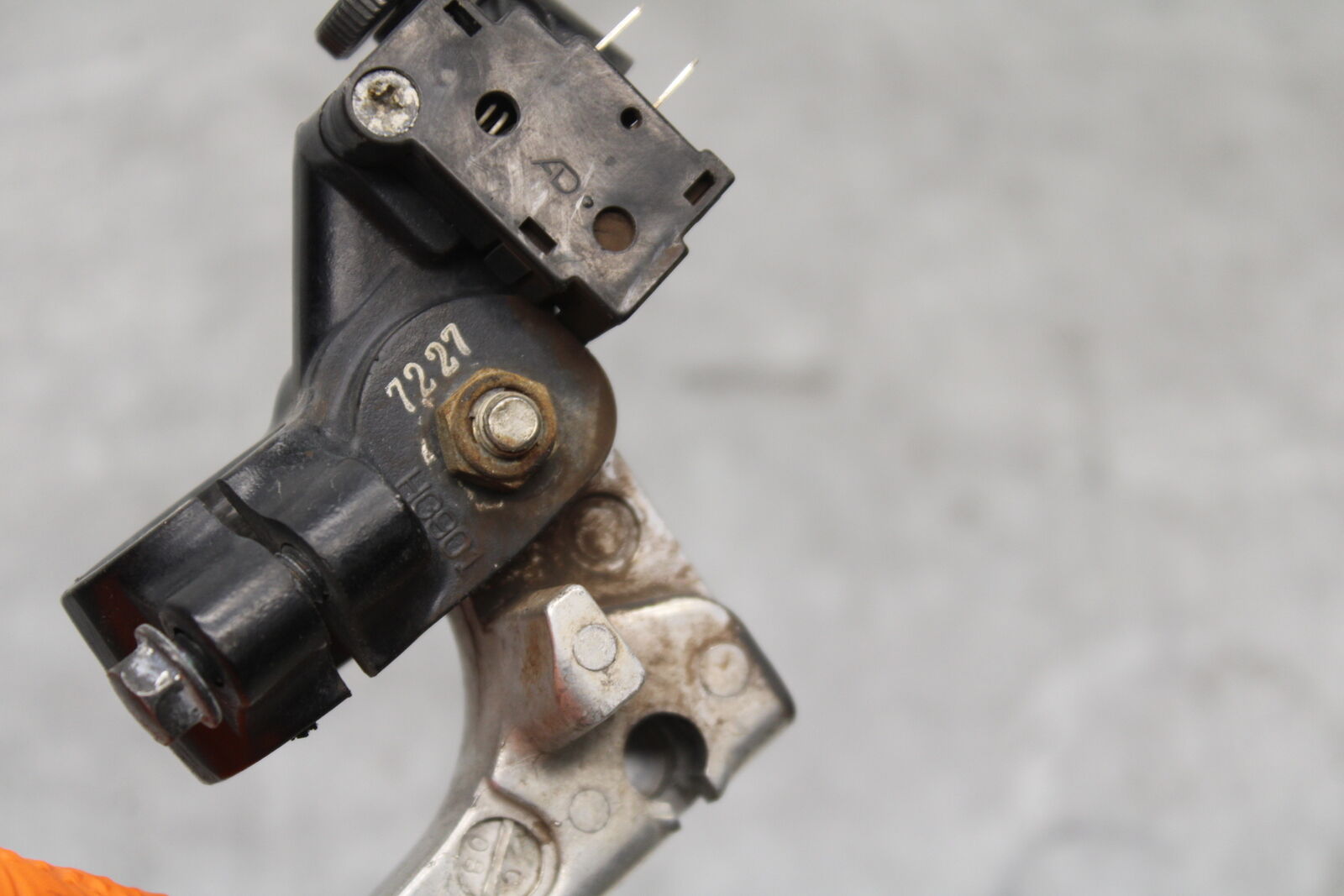 07-12 HONDA CBR600RR CLUTCH PERCH MOUNT WITH LEVER BB672