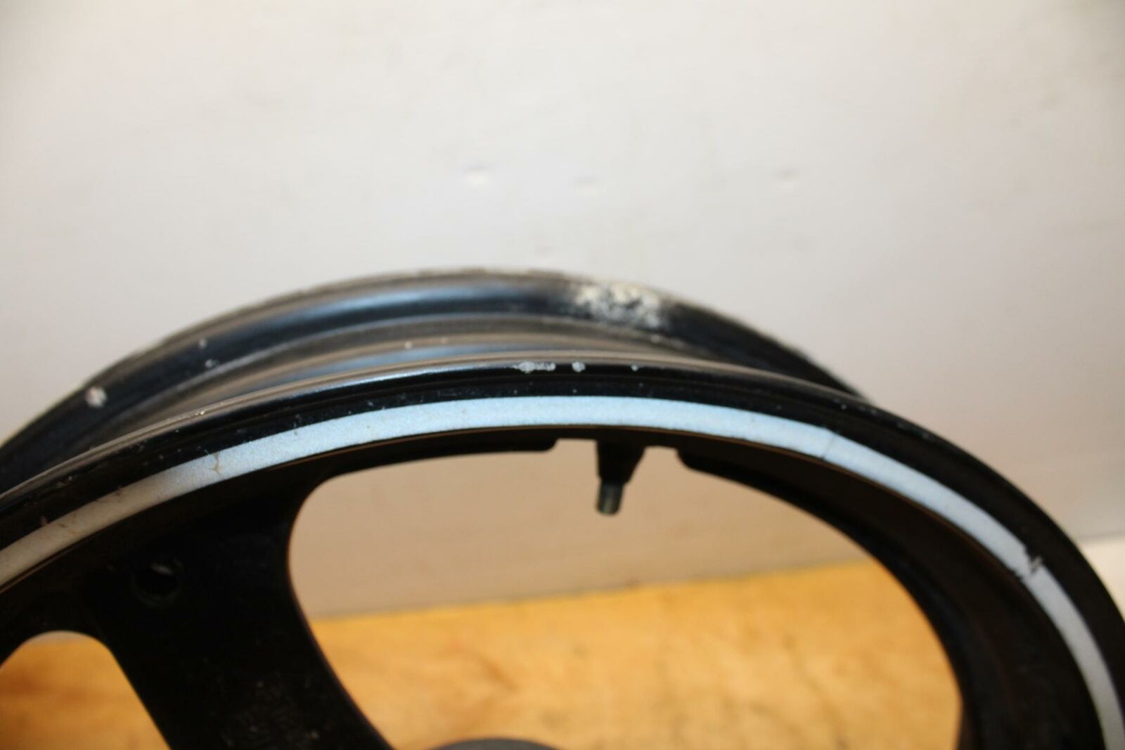 04-09 SUZUKI GS500F FRONT WHEEL RIM BB335