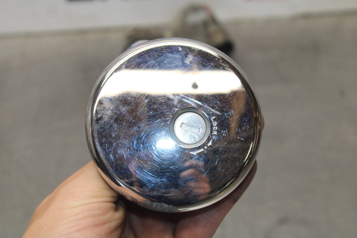 08 KAWASAKI VULCAN 1600 VN1600D NOMAD IGNITION KEY GAS SEAT HELMET LOCK BB904