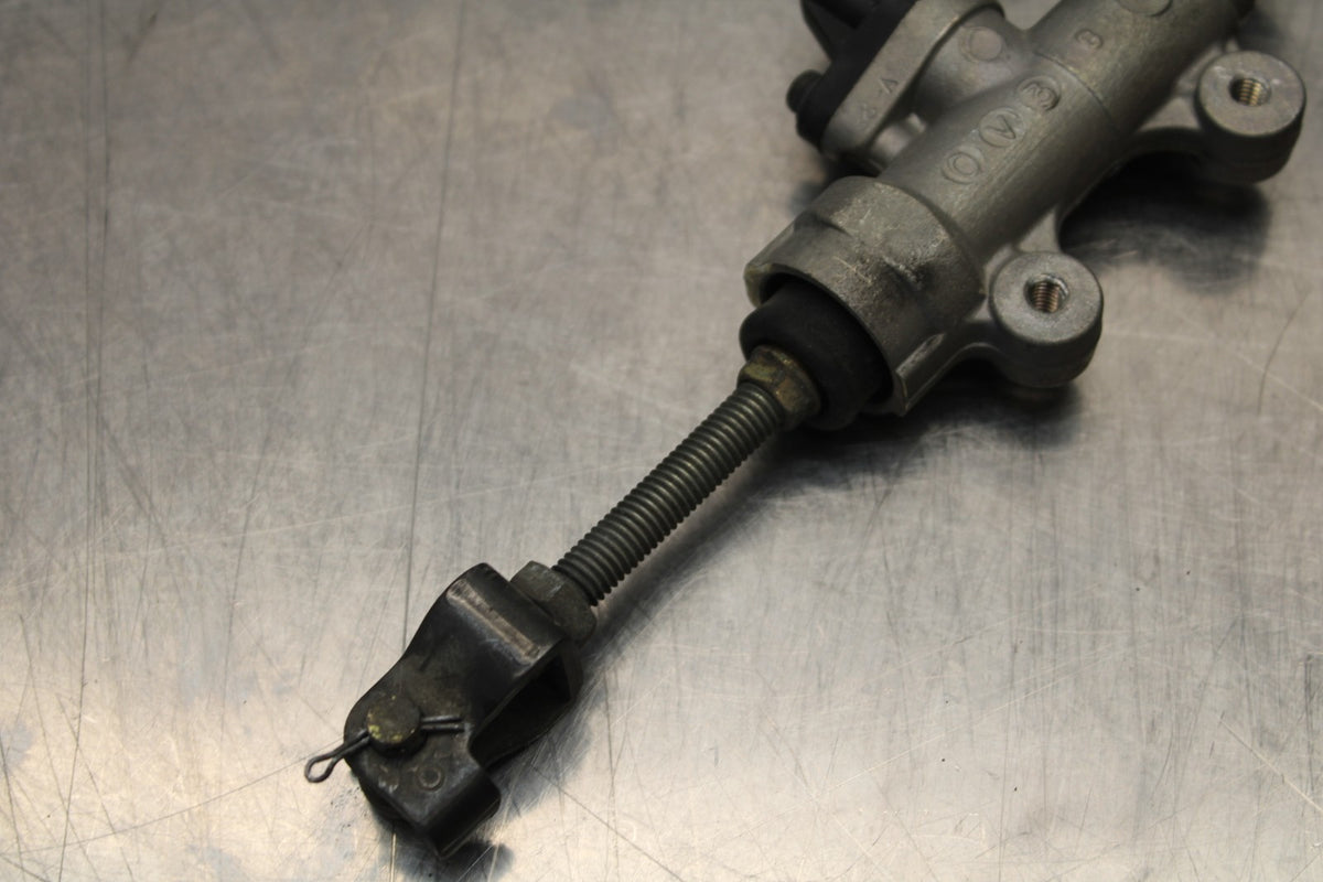 01-06 HONDA CBR600F4I REAR BACK BRAKE MASTER CYLINDER W RESERVOIR BB185