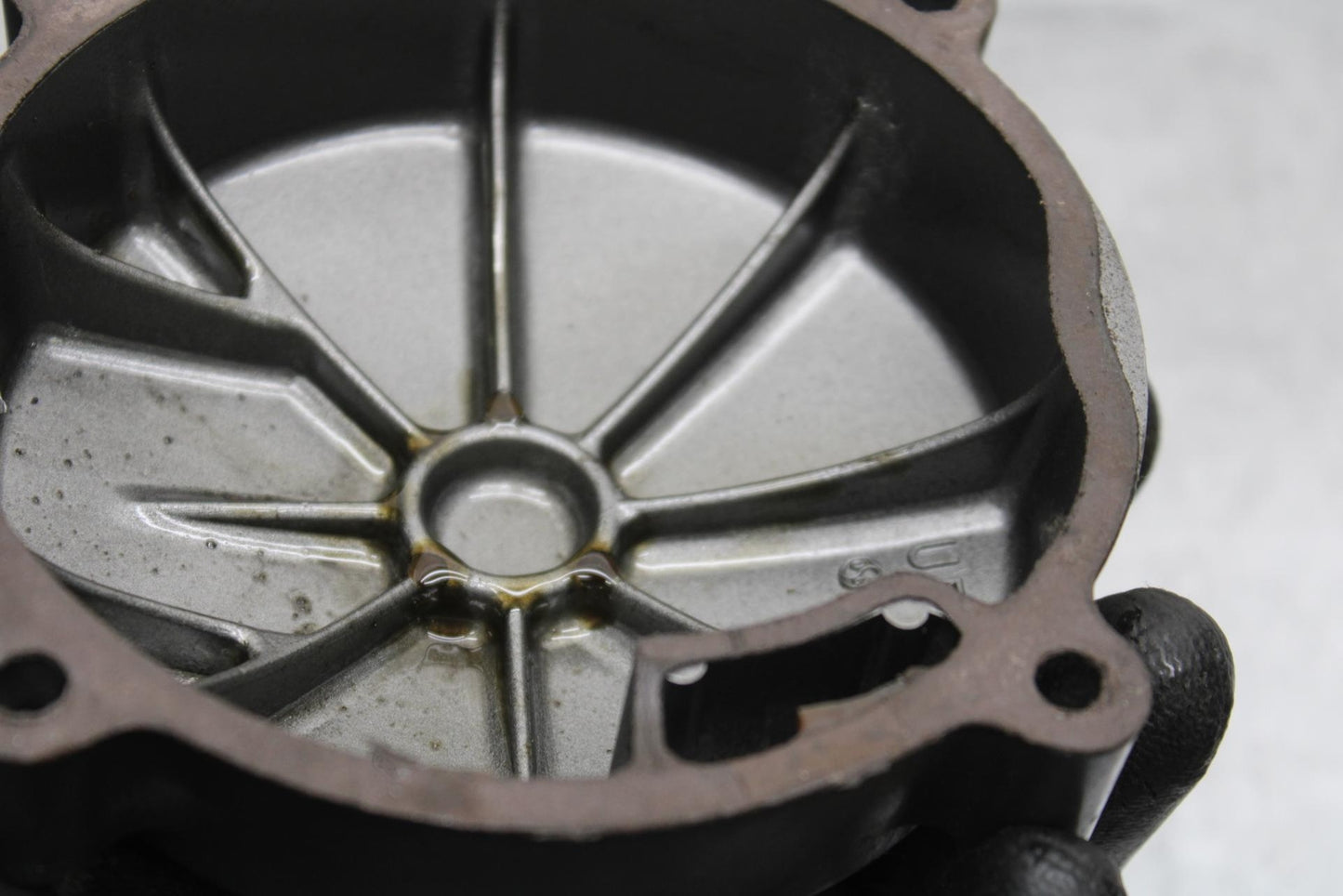 00-01 KAWASAKI ZZR600 ENGINE COVER IGNITION PICKUP BB568