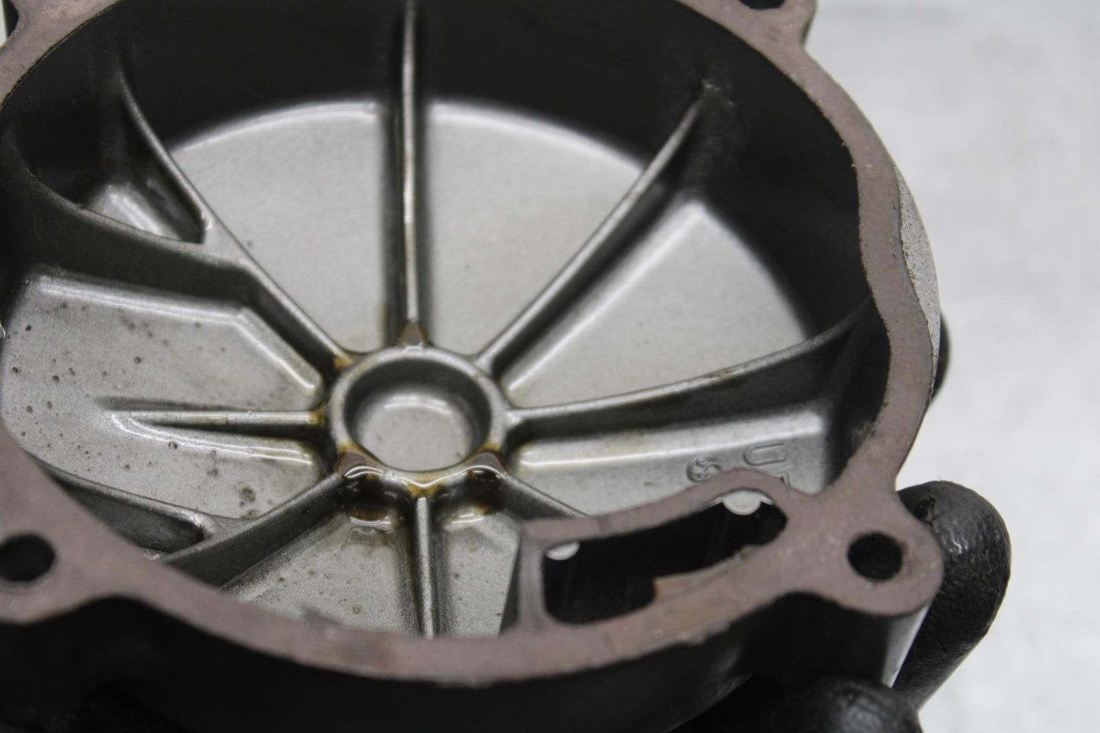 00-01 KAWASAKI ZZR600 ENGINE COVER IGNITION PICKUP BB568