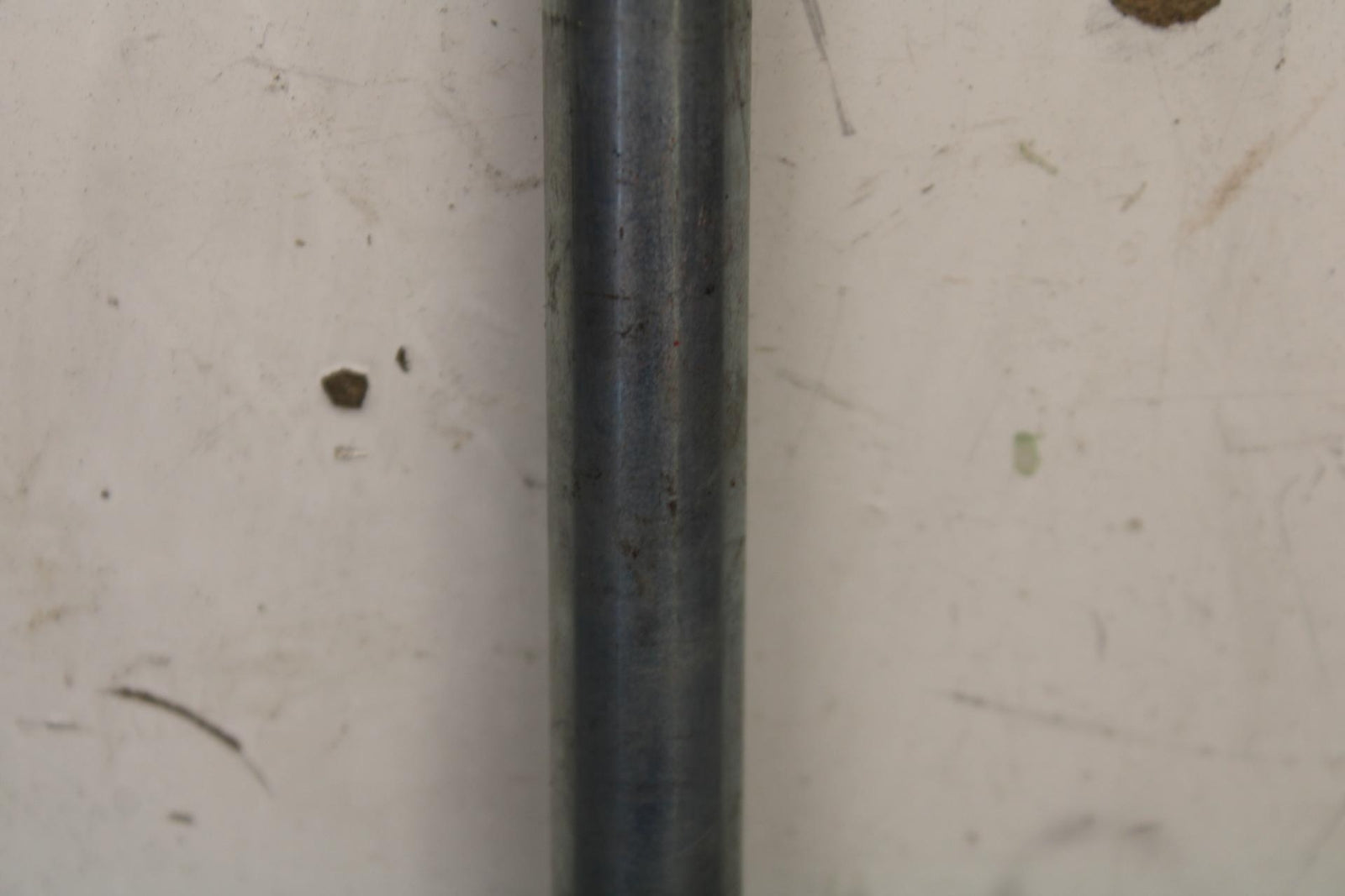 2006 Suzuki SV650 FRONT WHEEL RIM AXLE PIVOT BOLT BB93