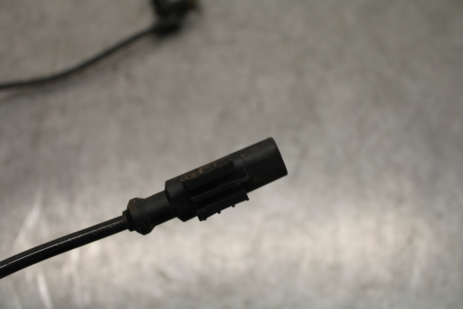 13-18 KAWASAKI NINJA ZX6R REAR ABS BRAKE SENSOR 21176-0738 BB666