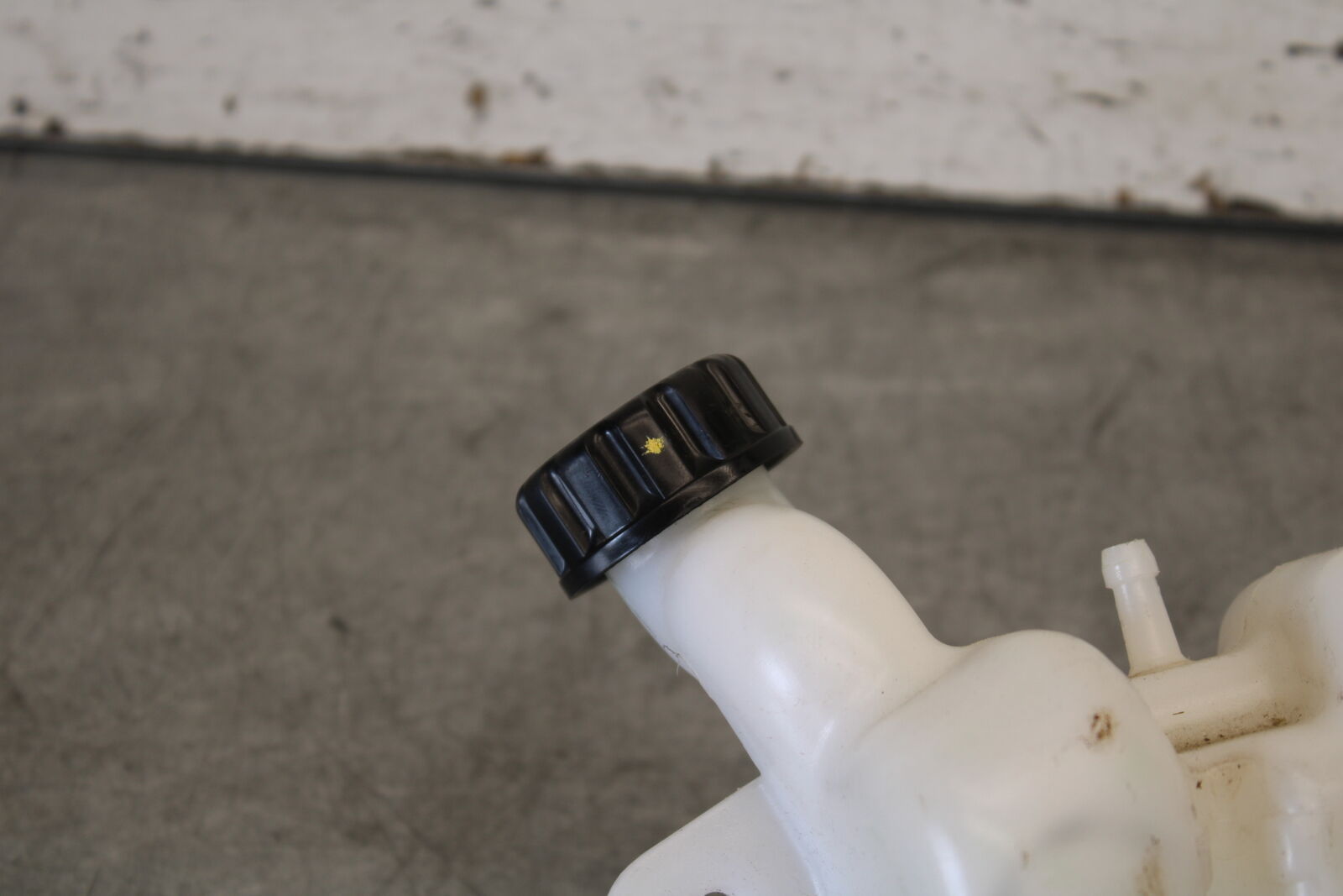 18-23 KAWASAKI NINJA 400 COOLANT WATER TANK RESERVOIR BOTTLE BB679