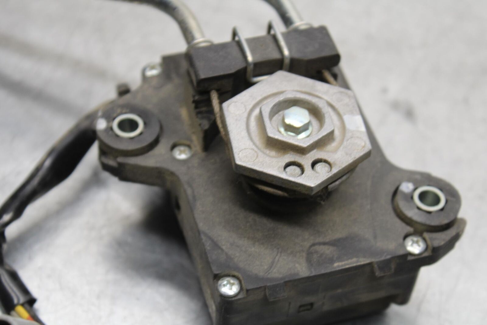 2015 Suzuki GSXR750 EXHAUST VALVE SERVO MOTOR 33970-47H02 BB595