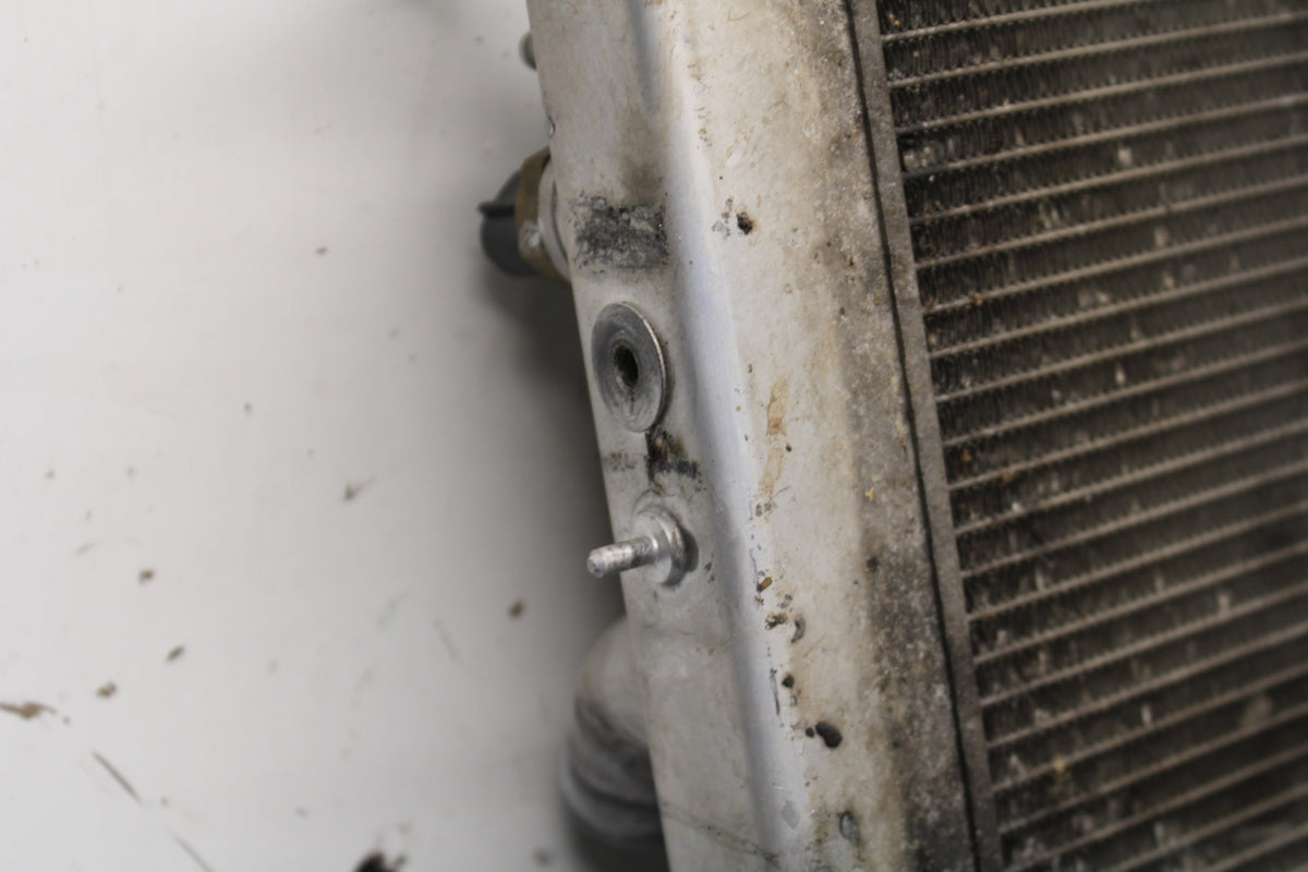04-05 SUZUKI GSXR600 ENGINE RADIATOR COOLING RADIATER 17710-29G00 BB658