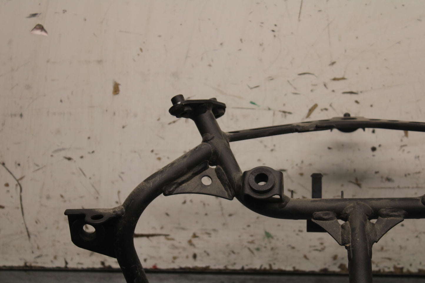 18-23 KAWASAKI NINJA 400 EX400 UPPER FAIRING MIRROR GAUGES STAY BRACKET  BB747