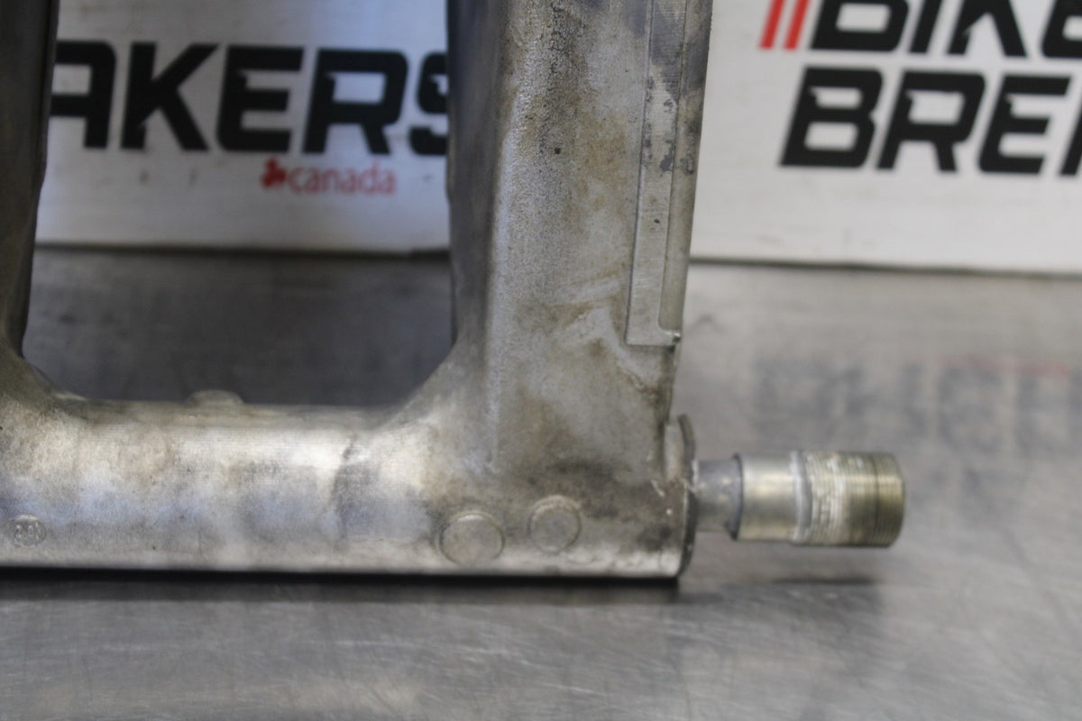 10-11 BMW S1000RR REAR SWINGARM BACK SUSPENSION SWING ARM BB941