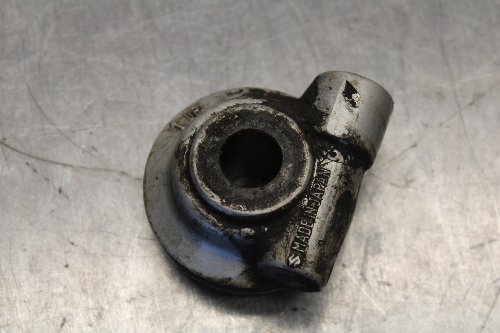 78 SUZUKI GS550E SPEEDOMETER DRIVE GEAR  BB133