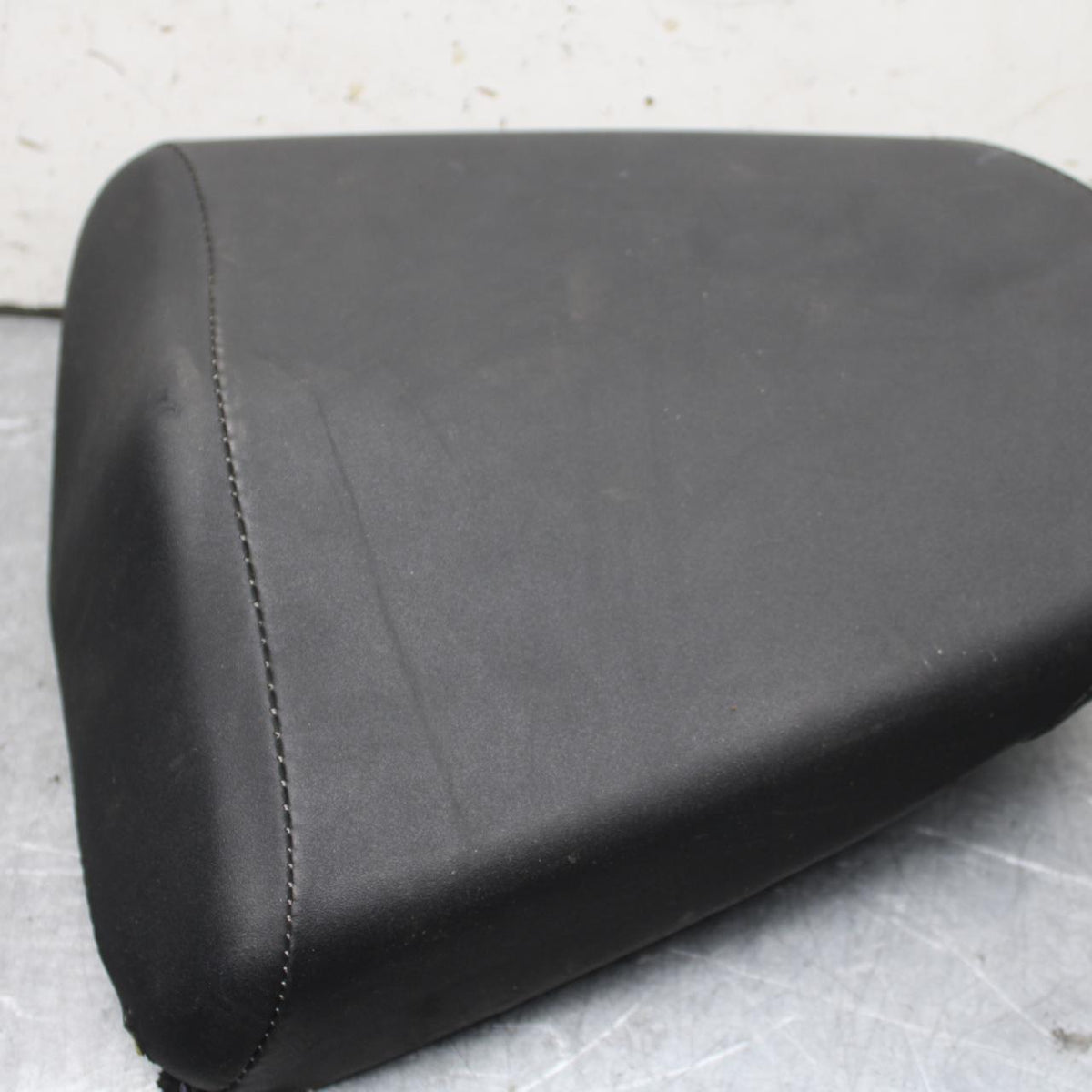 15-18 HONDA CB300FA REAR BACK PASSENGER TANDEM SEAT PAD SADDLE  BB646
