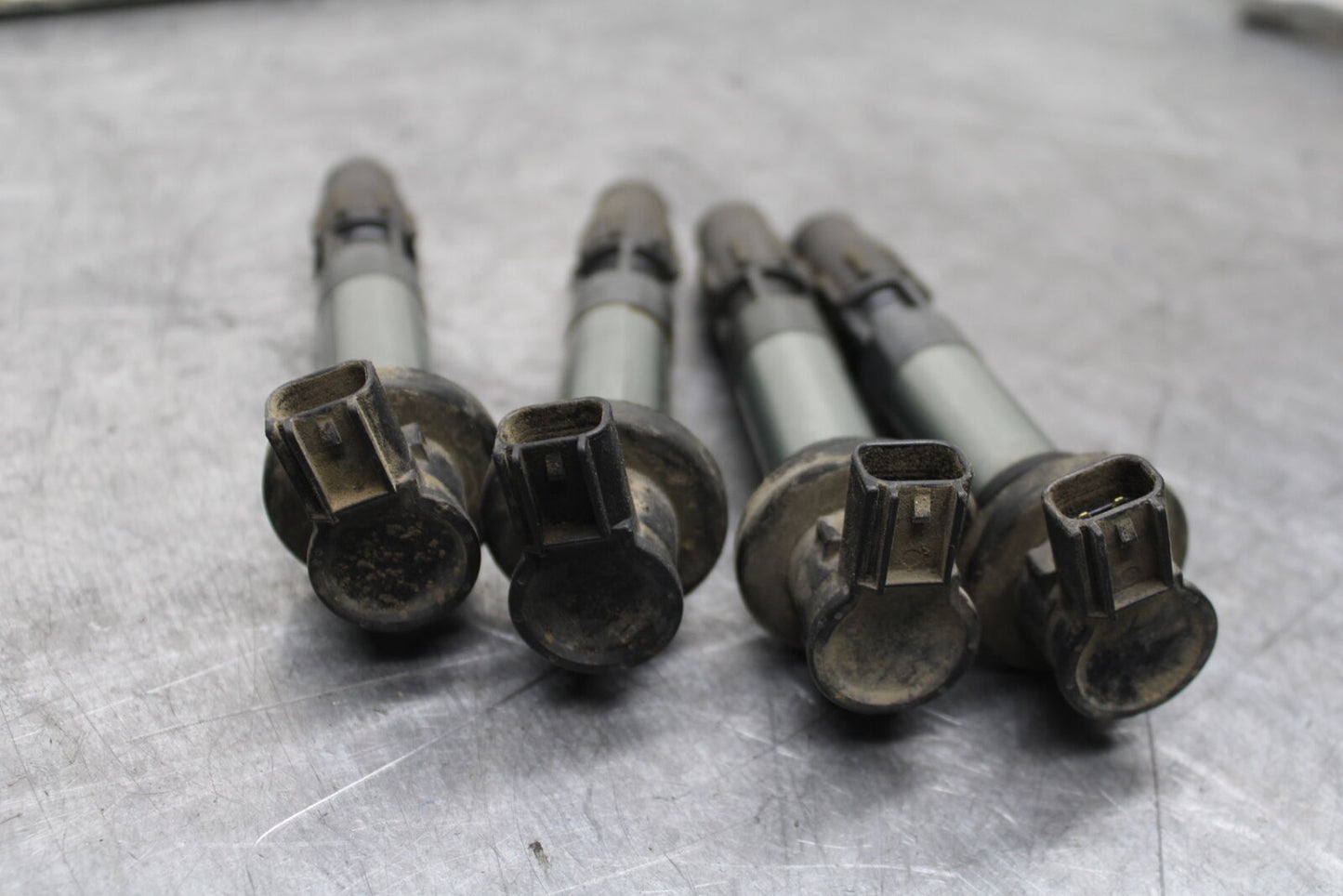 08-10 SUZUKI GSXR 600 IGNITION COILS COIL SPARK PLUG CAPS  BB721