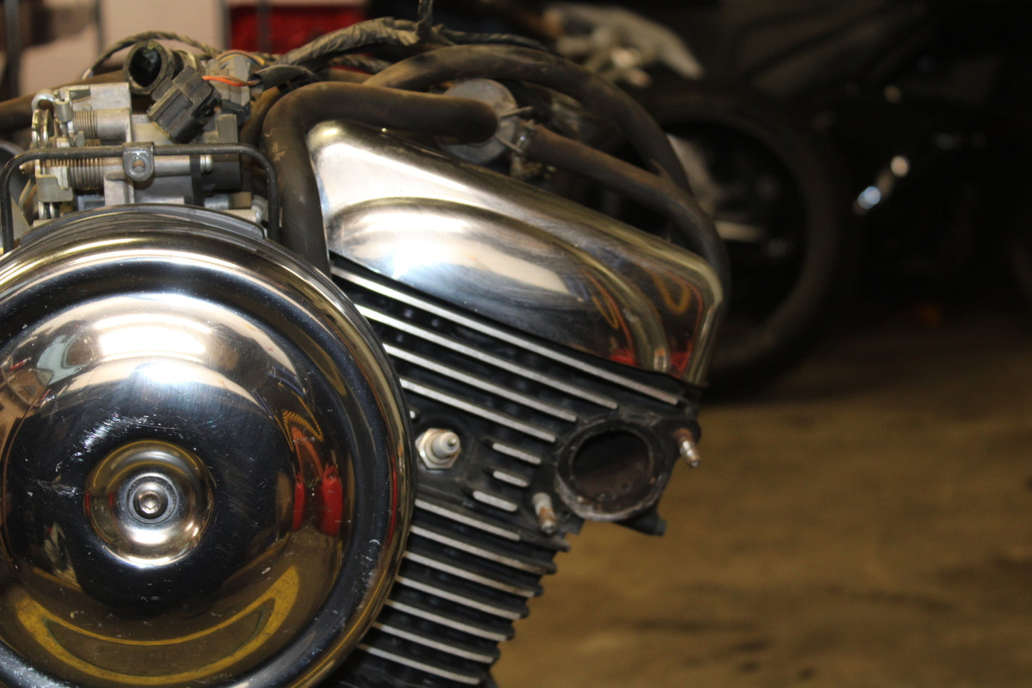 03-08 KAWASAKI VULCAN 1600 ENGINE MOTOR BB754